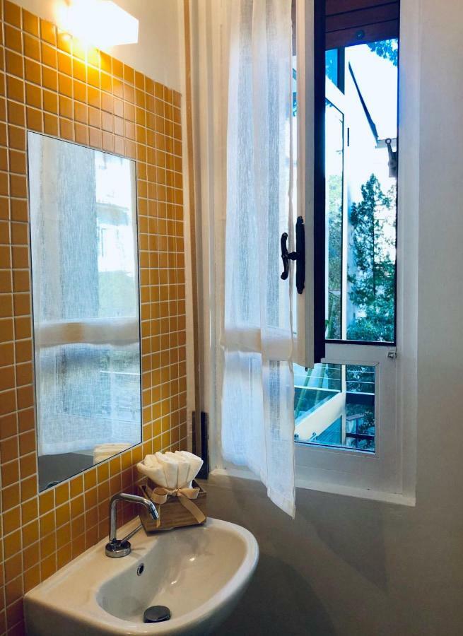 Florence Liberta Apartment With Balcony Buitenkant foto