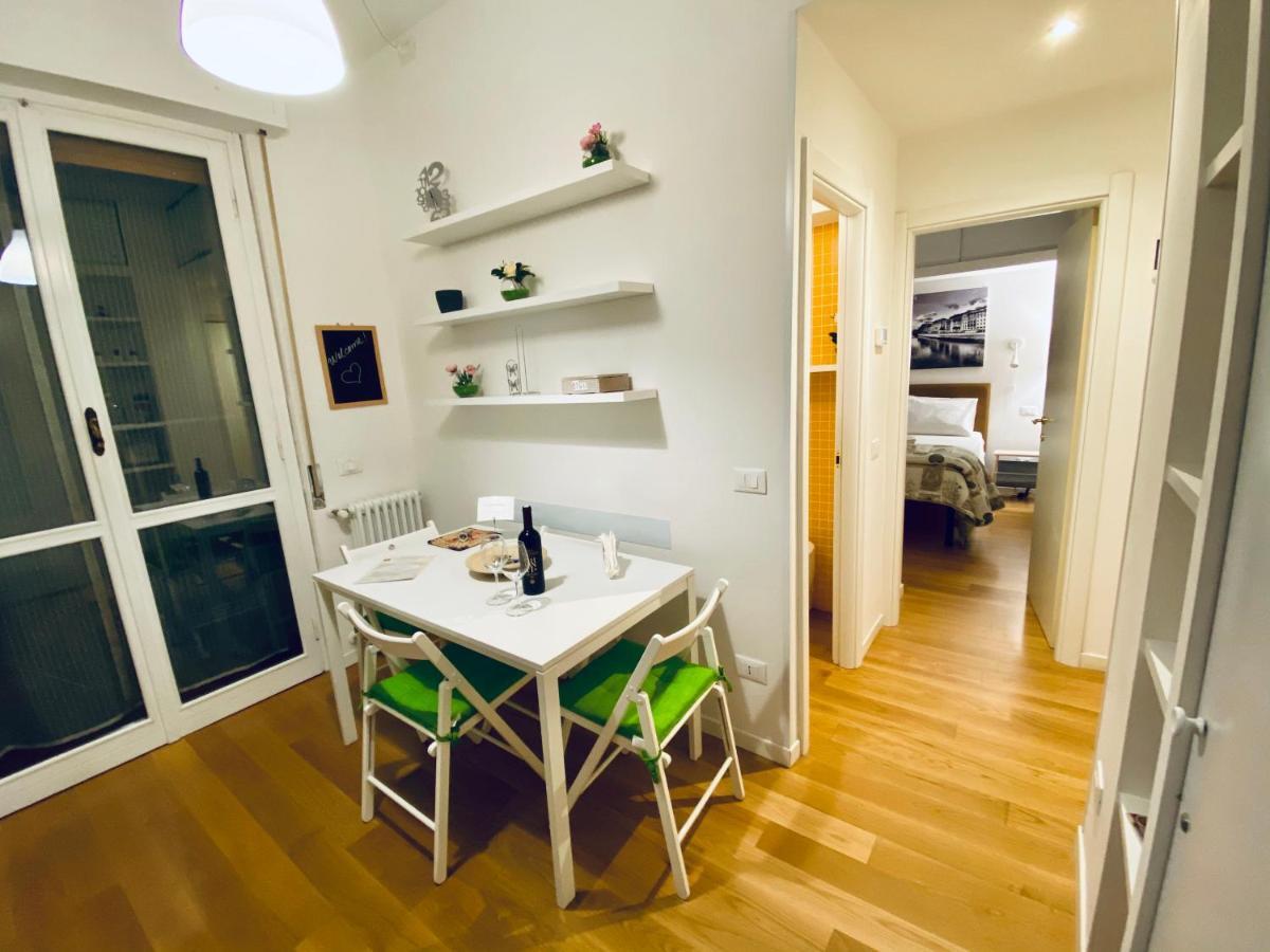 Florence Liberta Apartment With Balcony Buitenkant foto